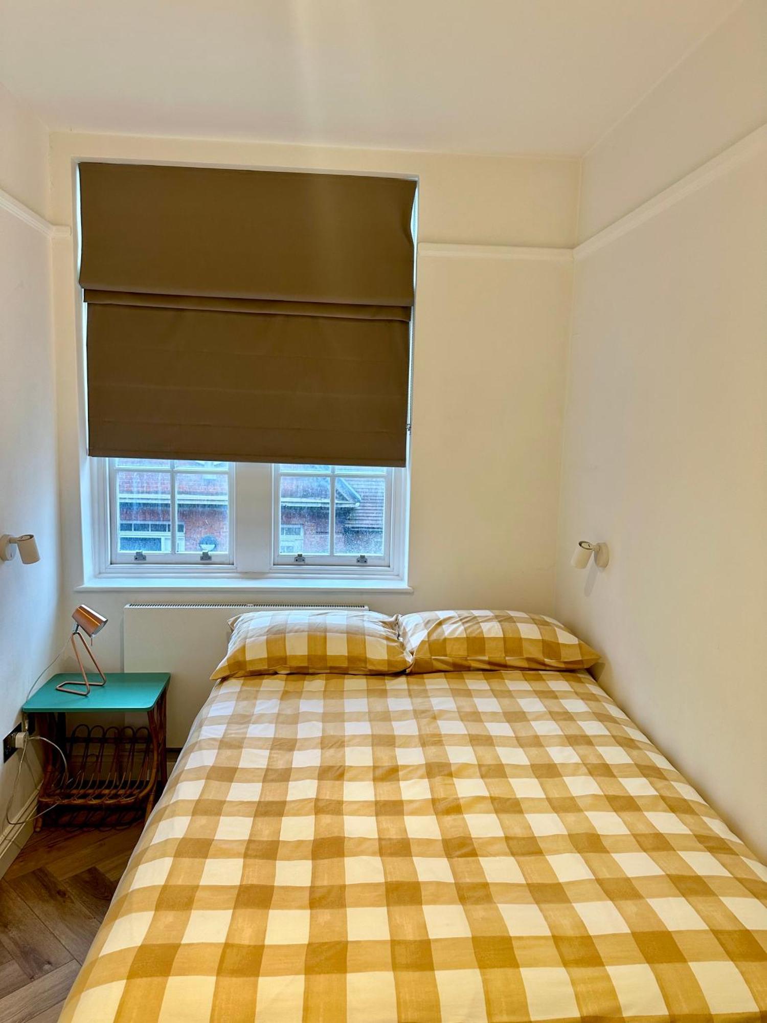 Bright And Airy Two Bedroom Apartamento Londres
